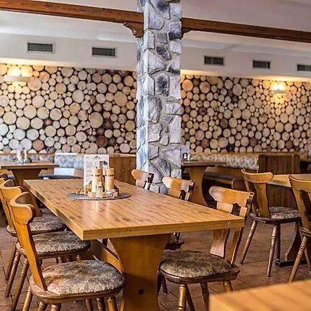 Treti U Smrciny Aparthotel