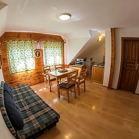 Aparthotel Treti U Smrciny