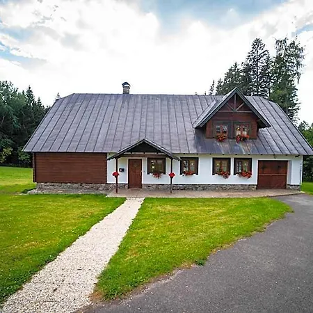 Třetí U Smrčiny 3*
